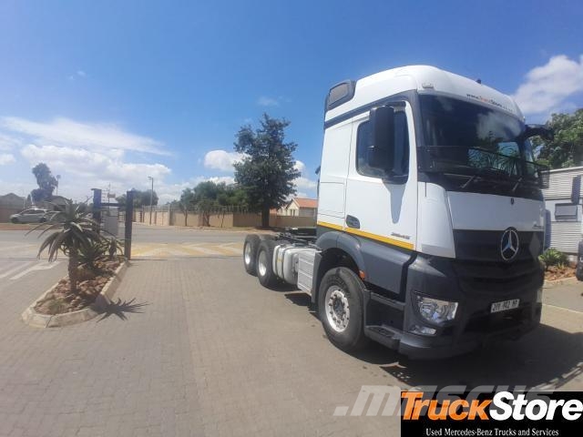 Fuso Actros ACTROS 2645LS/33PURE Autotractoare