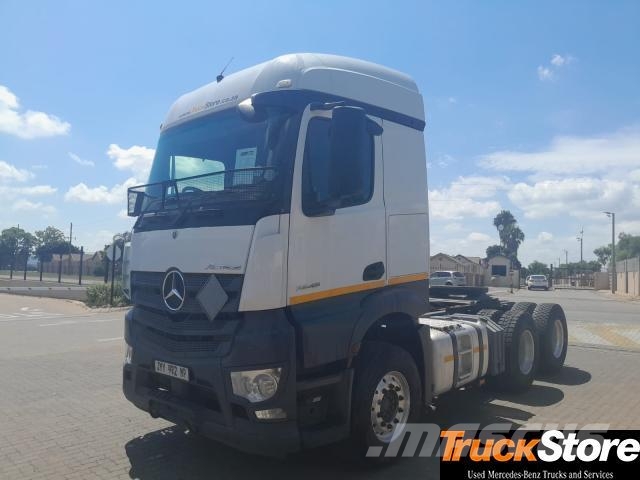 Fuso Actros ACTROS 2645LS/33PURE Autotractoare