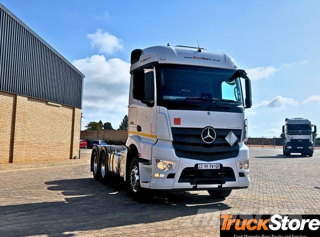 Fuso Actros ACTROS 2645LS/33 FS Τράκτορες