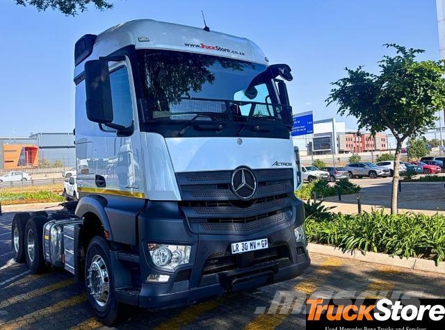 Fuso Actros ACTROS 2645LS/33PURE Cabezas tractoras