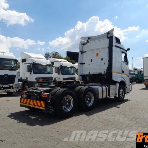Fuso Actros ACTROS 2645LS/33 RE Τράκτορες