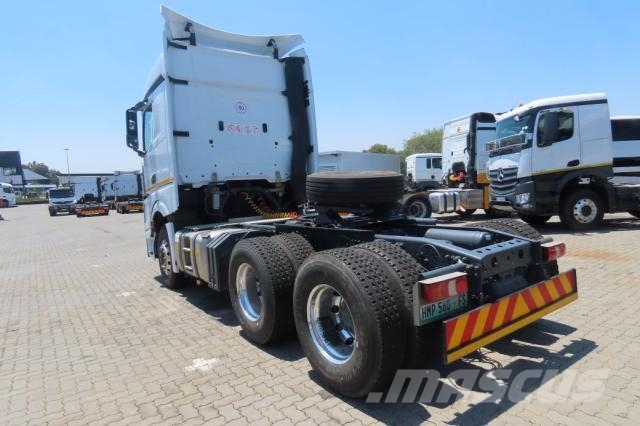 Fuso Actros ACTROS 2645LS/33 STD Τράκτορες