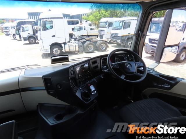 Fuso Actros ACTROS 2645LS/33PURE Trekkers