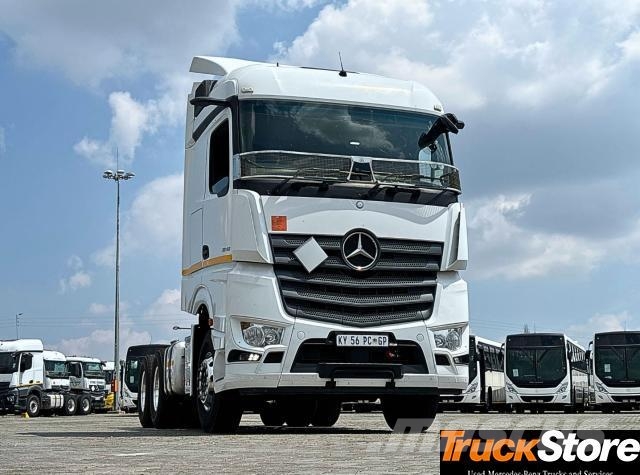 Fuso Actros ACTROS 2645LS/33 RE Τράκτορες