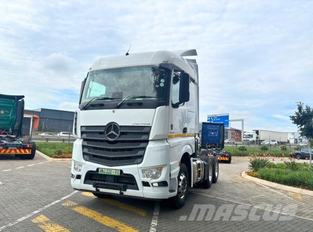 Fuso Actros ACTROS 2645LS/33 E 5 Τράκτορες