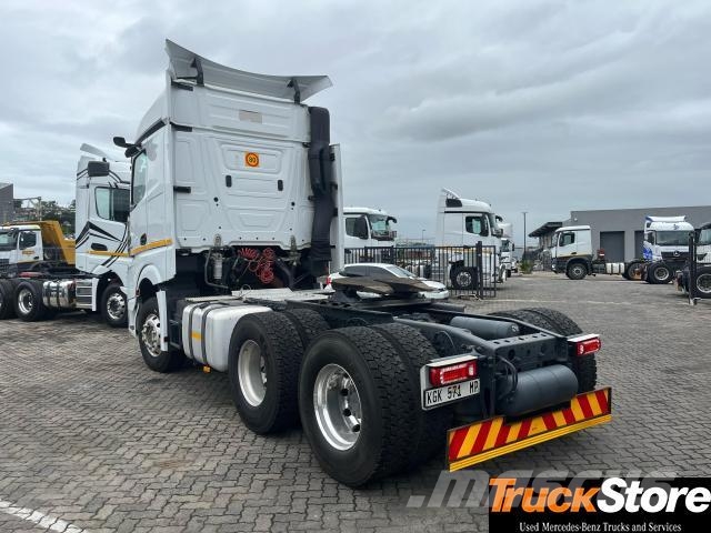 Fuso Actros ACTROS 2645LS/33 RE Τράκτορες