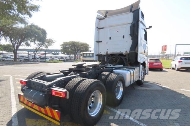 Fuso Actros ACTROS 2645LS/33 RE Τράκτορες