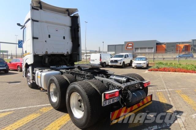 Fuso Actros ACTROS 2645LS/33 RE Τράκτορες