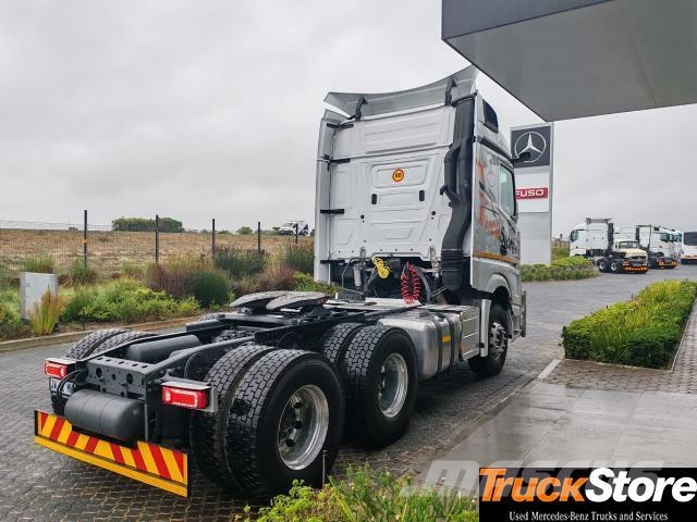 Fuso Actros ACTROS 2645LS/33 RE Τράκτορες