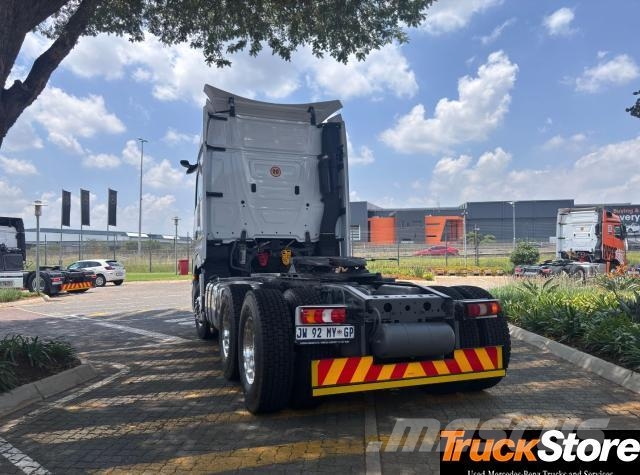 Fuso Actros ACTROS 2645LS/33 RE Τράκτορες