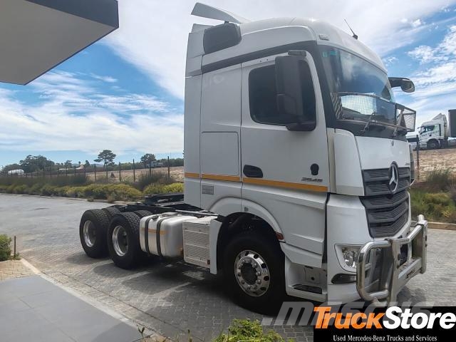 Fuso Actros ACTROS 2645LS/33 STD Τράκτορες