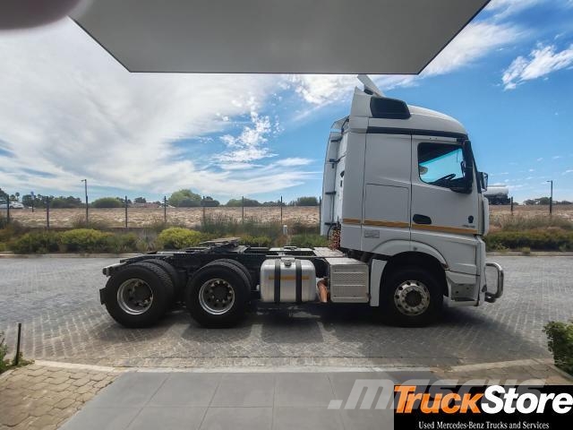 Fuso Actros ACTROS 2645LS/33 STD Τράκτορες