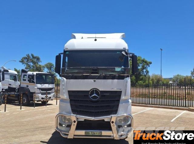 Fuso Actros ACTROS 2645LS/33 STD Τράκτορες