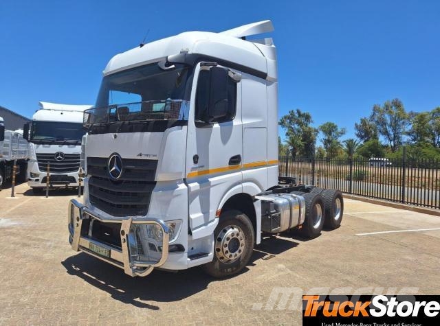 Fuso Actros ACTROS 2645LS/33 STD Τράκτορες