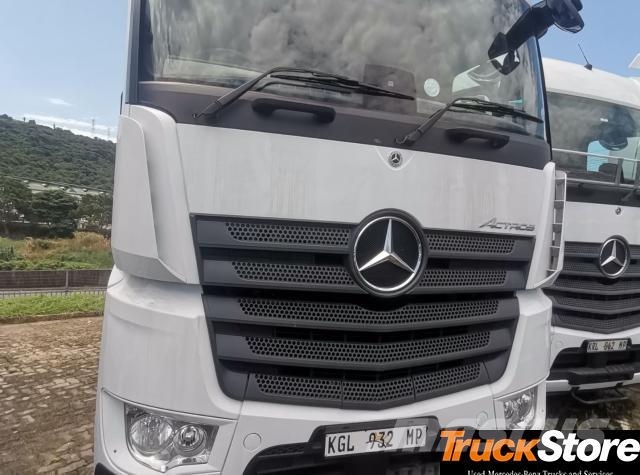 Fuso Actros ACTROS 2645LS/33 STD Τράκτορες