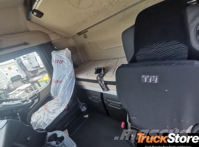 Fuso Actros ACTROS 2645LS/33 STD Τράκτορες