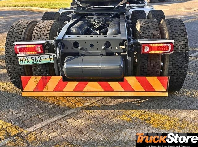 Fuso Actros ACTROS 2645LS/33 STD Τράκτορες