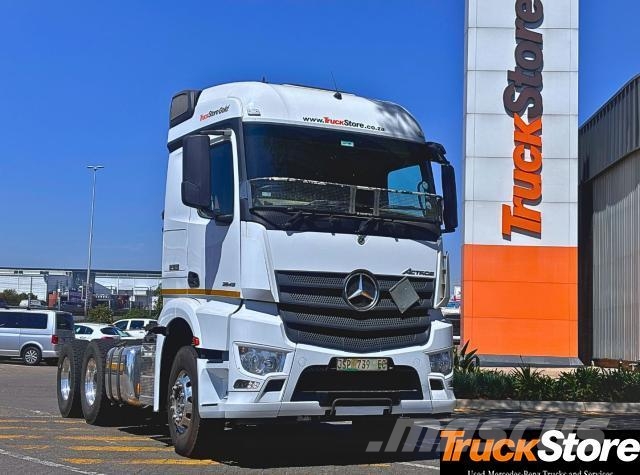 Fuso Actros ACTROS 2645LS/33 STD Τράκτορες
