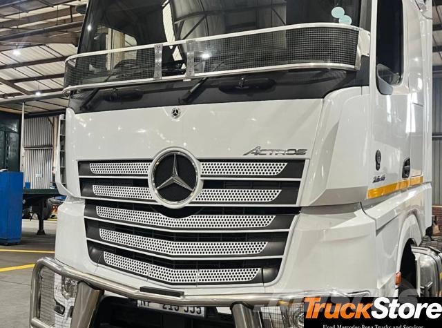 Fuso Actros ACTROS 2645LS/33 RE Τράκτορες