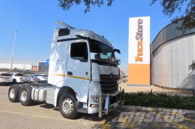 Fuso Actros ACTROS 2645LS/33 E 5 Τράκτορες