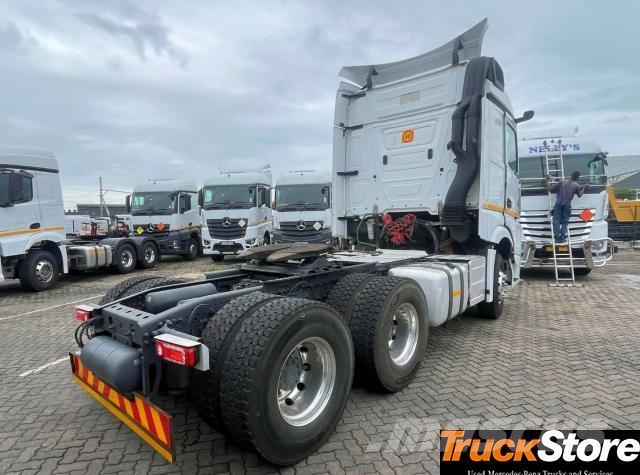 Fuso Actros ACTROS 2645LS/33 RE Τράκτορες