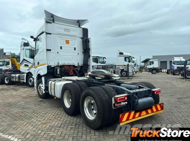 Fuso Actros ACTROS 2645LS/33 RE Τράκτορες