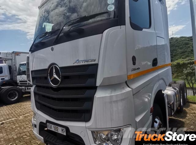 Fuso Actros ACTROS 2645LS/33 STD Τράκτορες