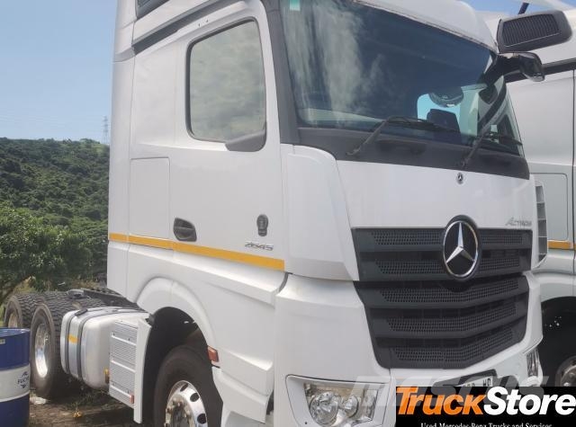Fuso Actros ACTROS 2645LS/33 STD Τράκτορες