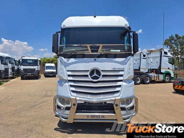 Fuso Actros ACTROS 2645LS/33 STD Τράκτορες