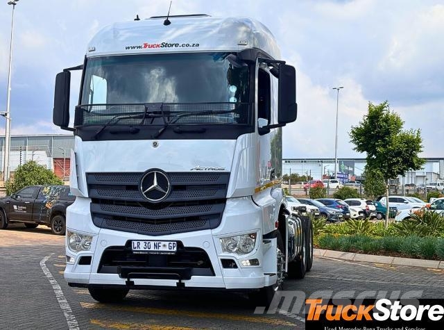 Fuso Actros ACTROS 2645LS/33PURE Cabezas tractoras