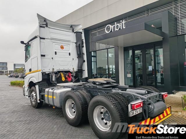 Fuso Actros ACTROS 2645LS/33 RE Τράκτορες