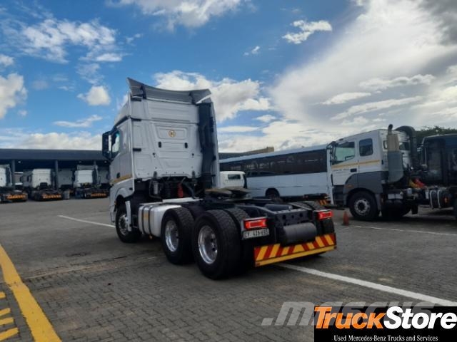 Fuso Actros ACTROS 2645LS/33 STD Τράκτορες