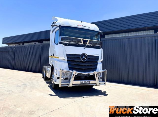 Fuso Actros ACTROS 2645LS/33 RE Τράκτορες
