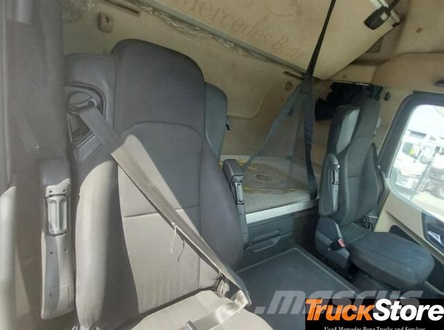 Fuso Actros ACTROS 2645LS/33PURE Τράκτορες