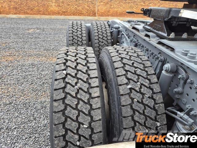 Fuso Actros ACTROS 2645LS/33PURE Τράκτορες