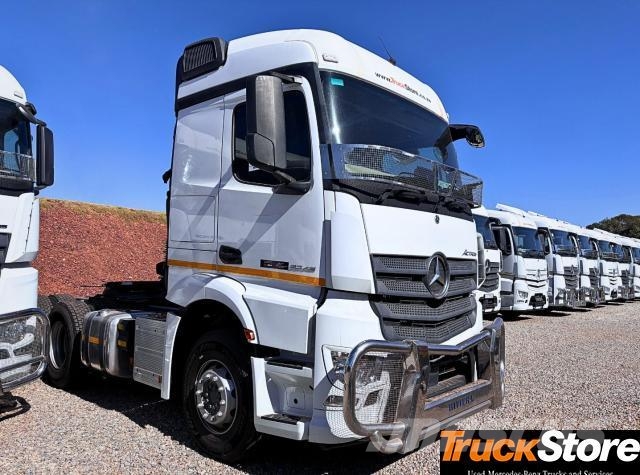 Fuso Actros ACTROS 2645LS/33PURE Τράκτορες
