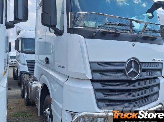 Fuso Actros ACTROS 2645LS/33 STD Τράκτορες