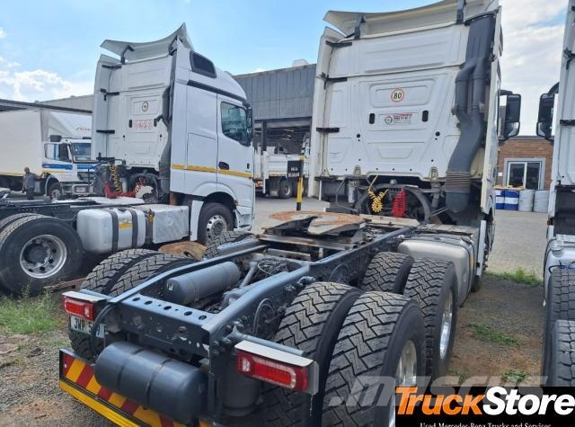 Fuso Actros ACTROS 2645LS/33 STD Τράκτορες