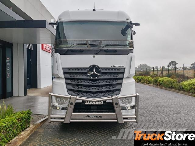 Fuso Actros ACTROS 2645LS/33 RE Τράκτορες