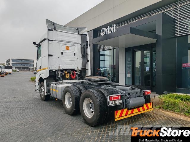 Fuso Actros ACTROS 2645LS/33 RE Τράκτορες