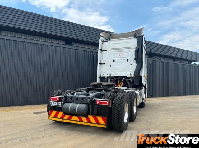 Fuso Actros ACTROS 2645LS/33 RE Τράκτορες