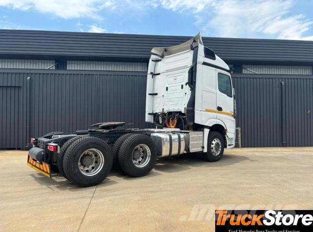 Fuso Actros ACTROS 2645LS/33 RE Τράκτορες