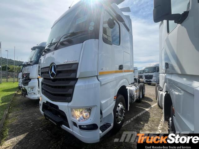 Fuso Actros ACTROS 2645LS/33 RE Τράκτορες