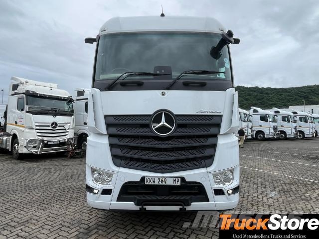 Fuso Actros ACTROS 2645LS/33 RE Τράκτορες