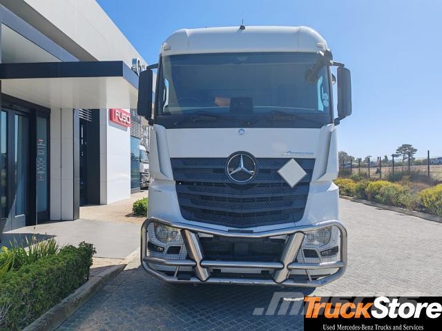 Fuso Actros ACTROS 2645LS/33 STD Τράκτορες