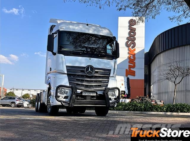 Fuso Actros ACTROS 2645LS/33 STD Τράκτορες