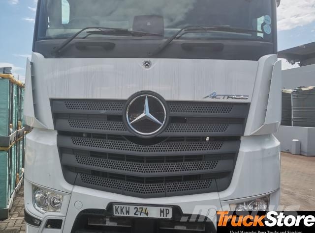 Fuso Actros ACTROS 2645LS/33 STD Τράκτορες