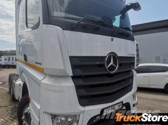 Fuso Actros ACTROS 2645LS/33 STD Τράκτορες