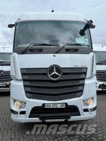 Fuso Actros ACTROS 2645LS/33 RE Τράκτορες