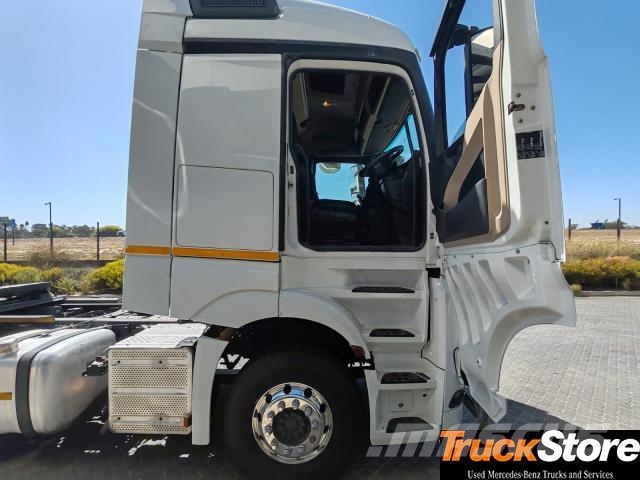 Fuso Actros ACTROS 2645LS/33STD Vilcēji
